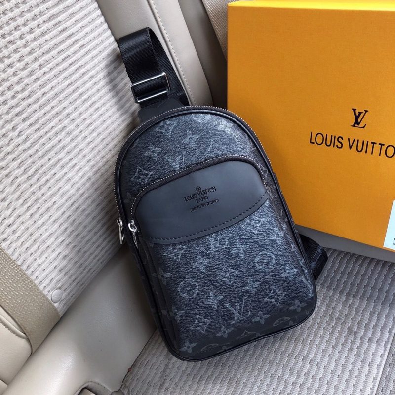 lv borsa uomo z6ut4.jpg