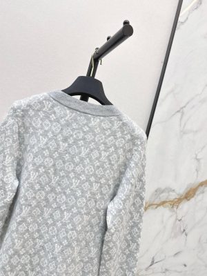 lv sweater grey 3