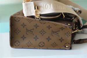 onthego pm tote bag 3.jpeg