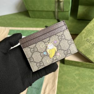 p330 701064 ymcm9.jpg