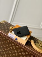 p400 m81808 eoisx.jpg