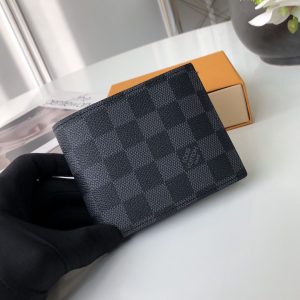 p430 m60053 t5pcj.jpg