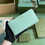 p460 772642 aumxa.jpg