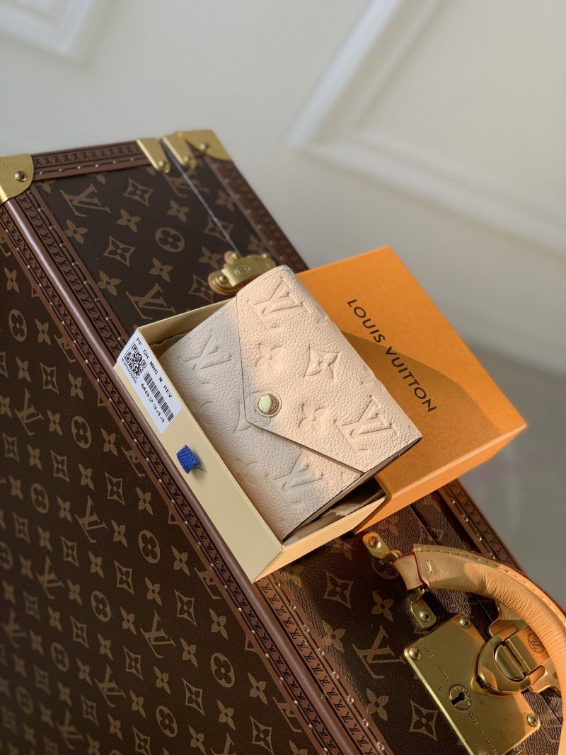 p490 m82344 amgvu.jpg