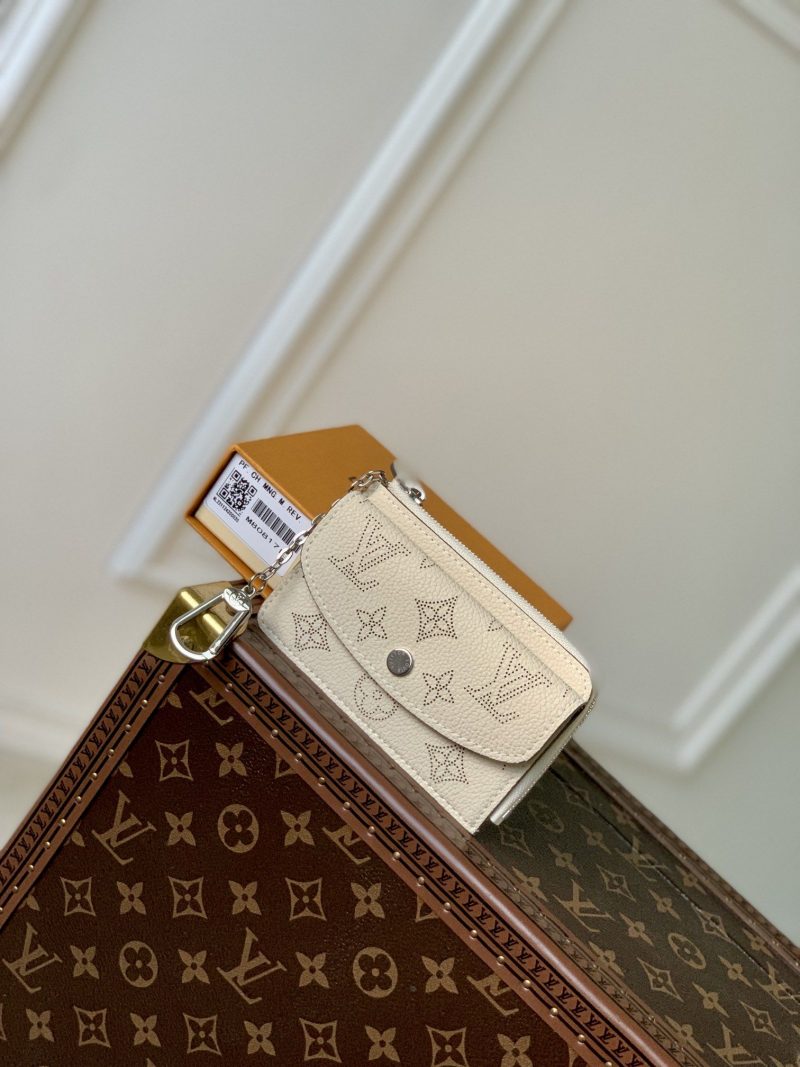 p500 m81287 t28p3.jpg