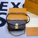 pochette metis east west bag 8 scaled 1.jpg