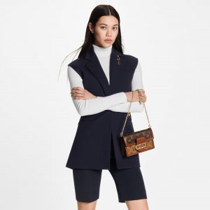 z5325348970867 c55e657431eda8f3a3f1bb6bc9fc20d8.jpg