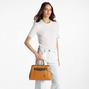 z5339126351237 426f227ac16b098bbe40652b94a83fe9.jpg